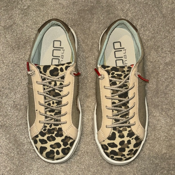 HEY DUDE KARINA SHOES - Picture 1 of 6